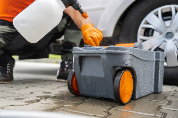 Best Porta potty delivery and setup  in Northlakes, NC